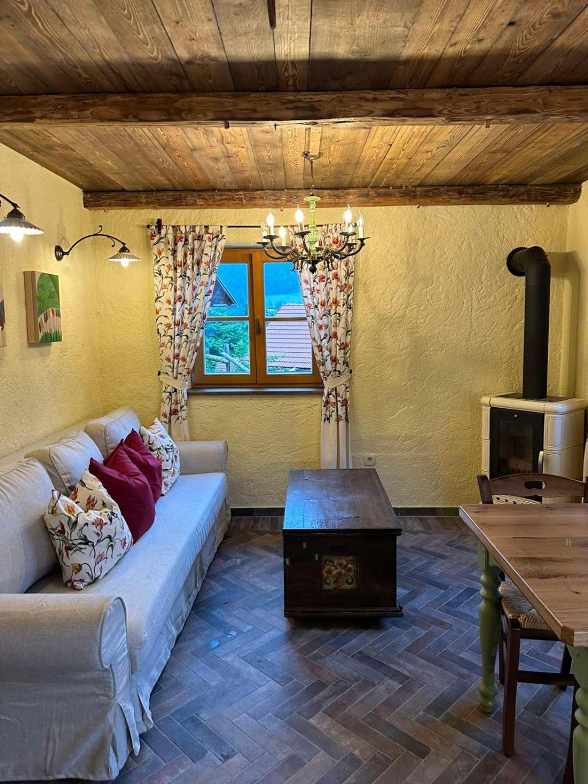 Rose Garden Apartment Ljubno Екстериор снимка